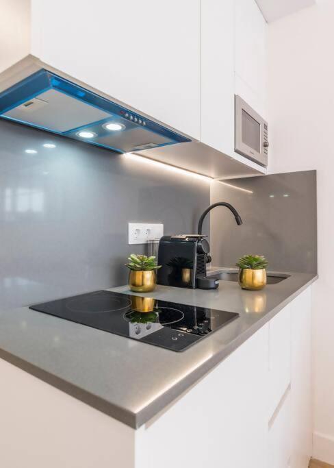 New Apt In The Heart Of 马德里 外观 照片